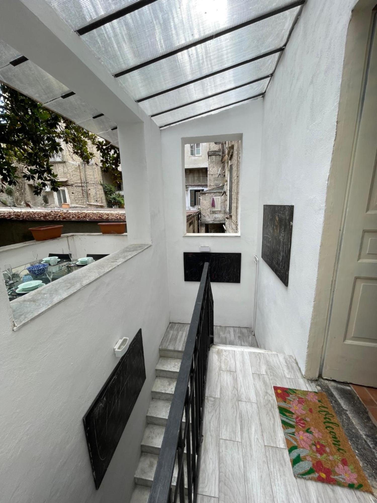 The Royal Gallery Loft In Xvi Century Palace - City Historical Center - Downtown Hébergement de vacances *